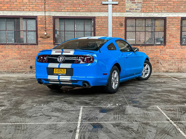 Ford mustang 3.7 v6 309pk 2014, s-079-zj - afbeelding 5 van  45