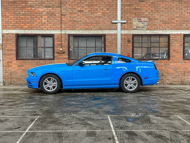 Ford mustang 3.7 v6 309pk 2014, s-079-zj - afbeelding 15 van  45