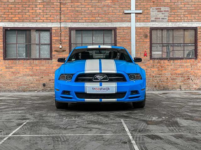 Ford mustang 3.7 v6 309pk 2014, s-079-zj - afbeelding 34 van  45