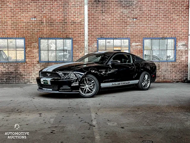 Ford mustang 3.7 v6 309pk 2014, t-141-fv - afbeelding 1 van  44