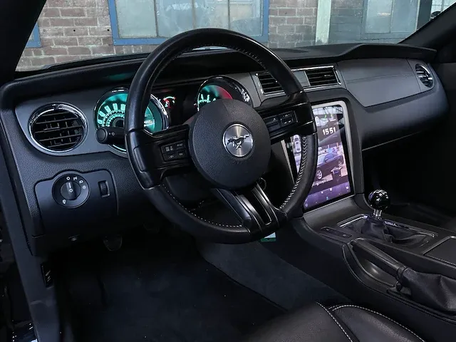Ford mustang 3.7 v6 309pk 2014, t-141-fv - afbeelding 18 van  44