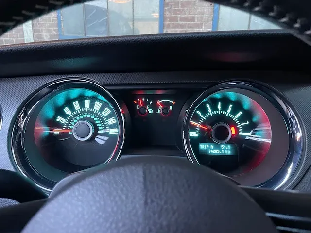 Ford mustang 3.7 v6 309pk 2014, t-141-fv - afbeelding 20 van  44