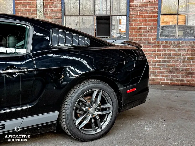 Ford mustang 3.7 v6 309pk 2014, t-141-fv - afbeelding 34 van  44