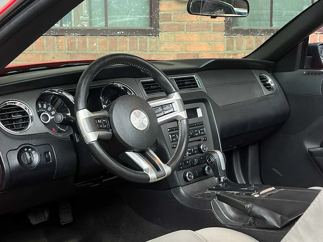 Ford mustang 3.7 v6 310pk 2014 - afbeelding 11 van  39