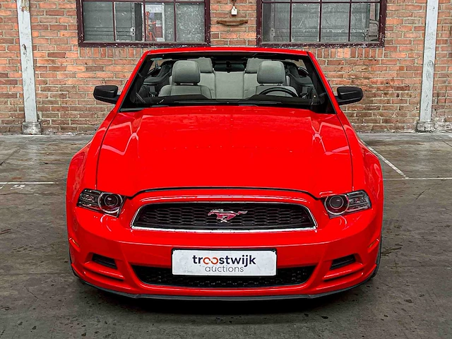 Ford mustang 3.7 v6 310pk 2014 - afbeelding 37 van  39
