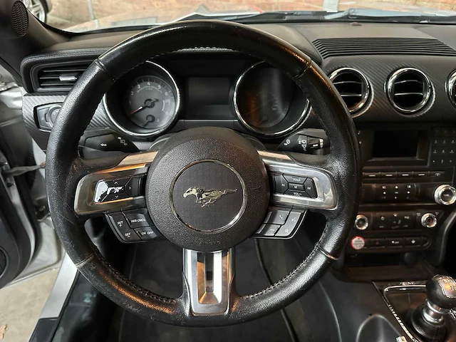 Ford mustang 3.7l v6 v-shaped coupe 305pk 2016 - afbeelding 14 van  44