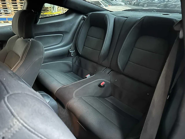 Ford mustang 3.7l v6 v-shaped coupe 305pk 2016 - afbeelding 27 van  44
