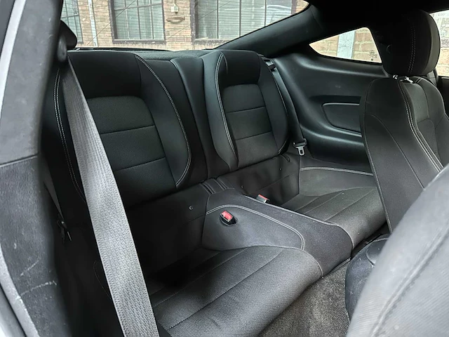 Ford mustang 3.7l v6 v-shaped coupe 305pk 2016 - afbeelding 35 van  44