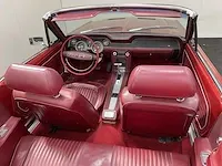Ford mustang cabriolet - oldtimer - 1968 - afbeelding 13 van  35