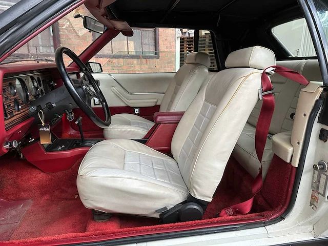 Ford mustang cabriolet 112pk 1983, hf-jr-24 - afbeelding 25 van  31