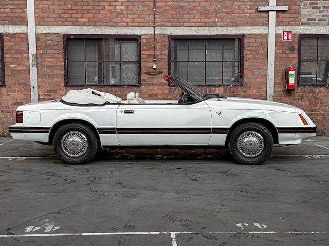 Ford mustang cabriolet 112pk 1983, hf-jr-24 - afbeelding 30 van  31