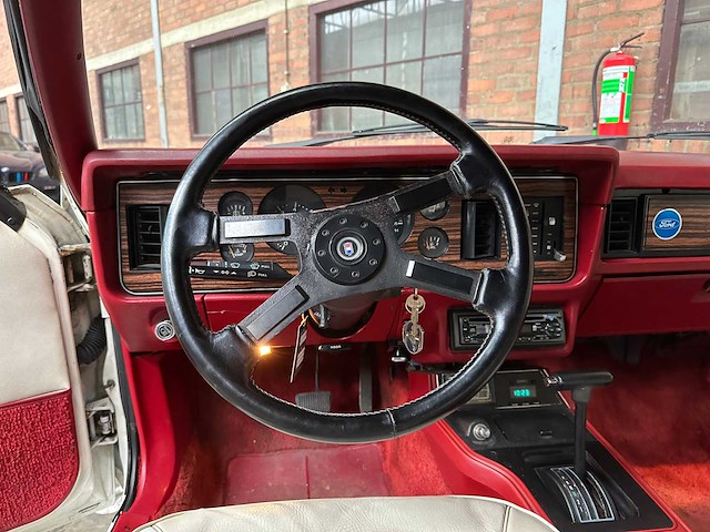 Ford mustang cabriolet 112pk 1983, hf-jr-24 - afbeelding 9 van  31