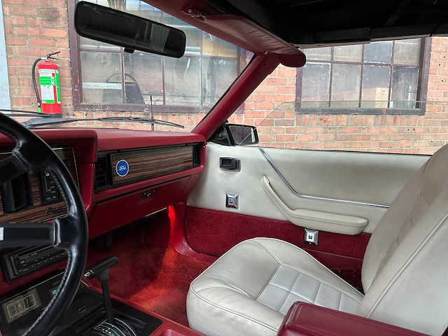 Ford mustang cabriolet 112pk 1983, hf-jr-24 - afbeelding 10 van  31