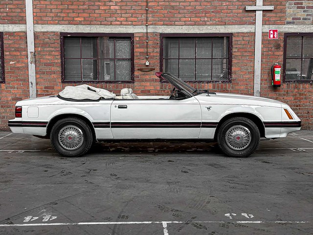 Ford mustang cabriolet 112pk 1983, hf-jr-24 - afbeelding 30 van  31