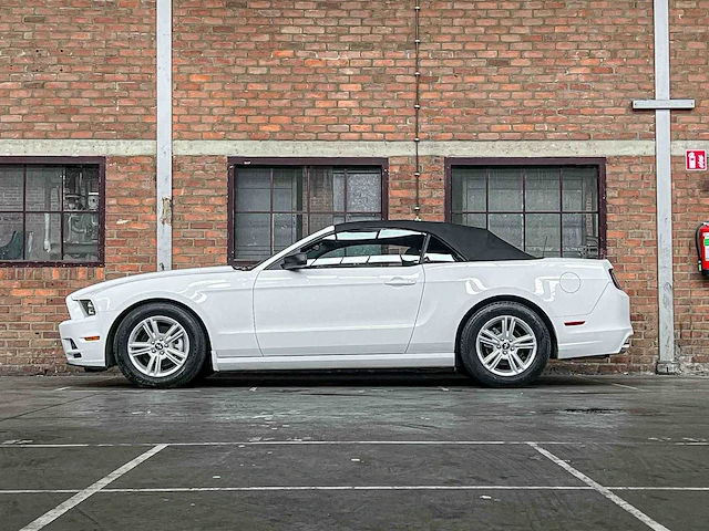 Ford mustang cabriolet 3.7 v6 305pk 2014 - afbeelding 19 van  40