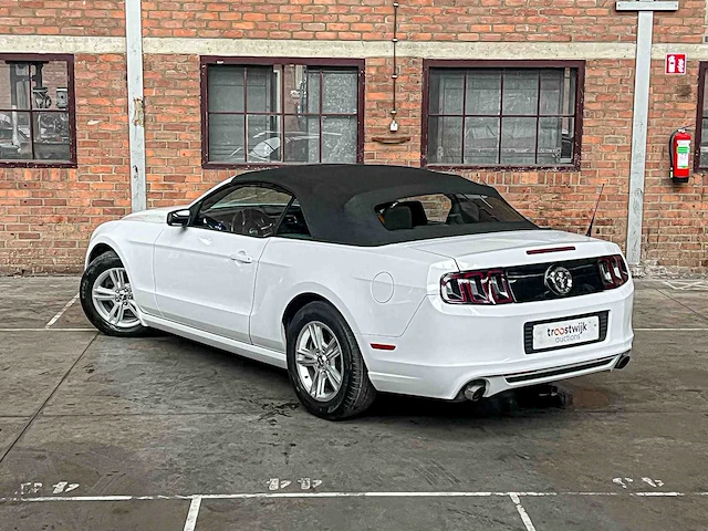 Ford mustang cabriolet 3.7 v6 305pk 2014 - afbeelding 17 van  40