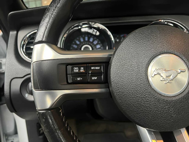 Ford mustang cabriolet 3.7 v6 305pk 2014 - afbeelding 24 van  40