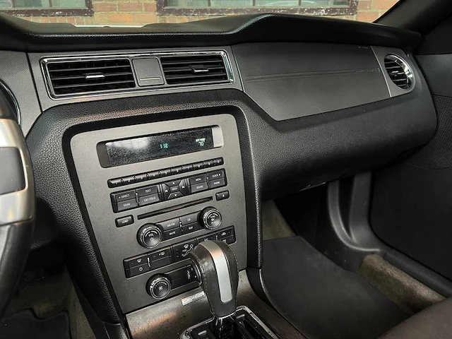 Ford mustang cabriolet 3.7 v6 305pk 2014 - afbeelding 30 van  40