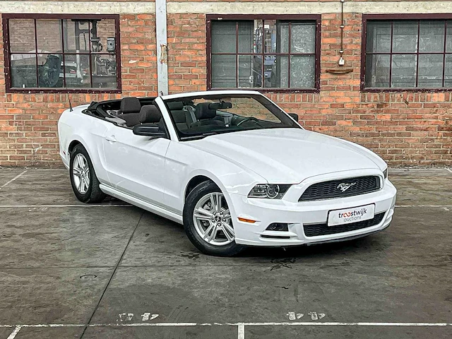 Ford mustang cabriolet 3.7 v6 305pk 2014 - afbeelding 8 van  40