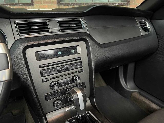 Ford mustang cabriolet 3.7 v6 305pk 2014 - afbeelding 24 van  40