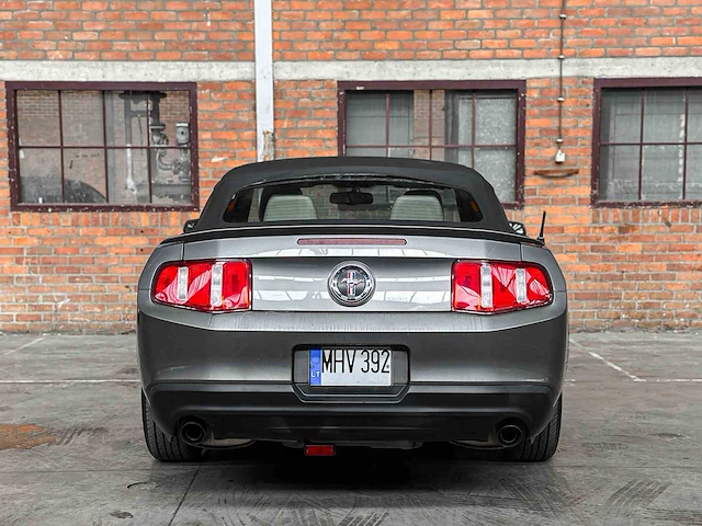 Ford mustang cabriolet 3.7 v6 310pk 2011 - afbeelding 4 van  38