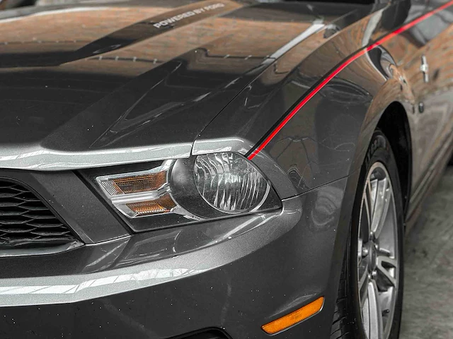 Ford mustang cabriolet 3.7 v6 310pk 2011 - afbeelding 35 van  38