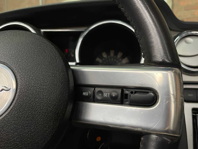 Ford mustang cabriolet 4.0 212pk 2005 youngtimer - afbeelding 17 van  41