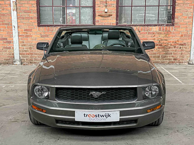 Ford mustang cabriolet 4.0 212pk 2005 youngtimer - afbeelding 37 van  41