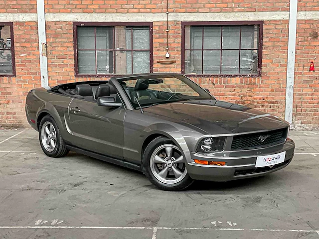 Ford mustang cabriolet 4.0 212pk 2005 youngtimer - afbeelding 39 van  41