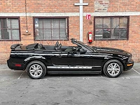 Ford mustang cabriolet 4.0 v6 214pk 2005 - afbeelding 2 van  36