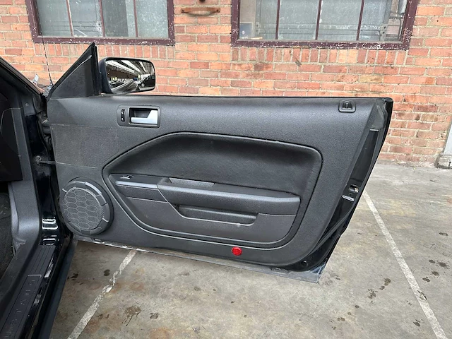 Ford mustang cabriolet 4.0 v6 214pk 2005 - afbeelding 22 van  36