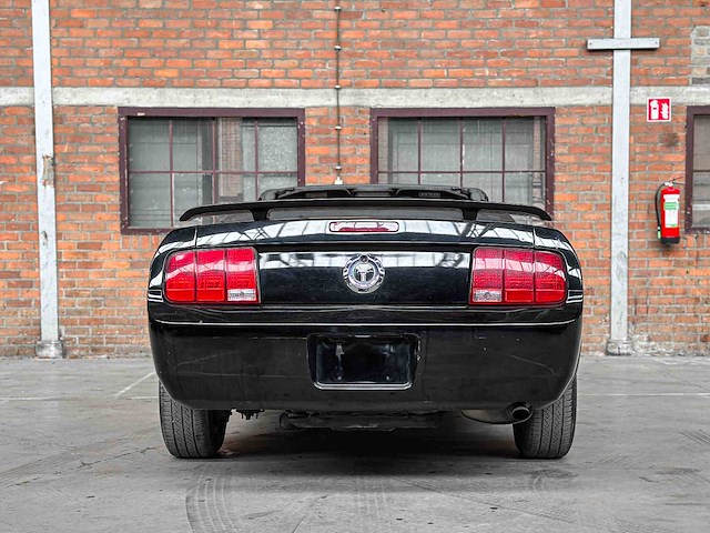 Ford mustang cabriolet 4.0 v6 214pk 2005 - afbeelding 5 van  36