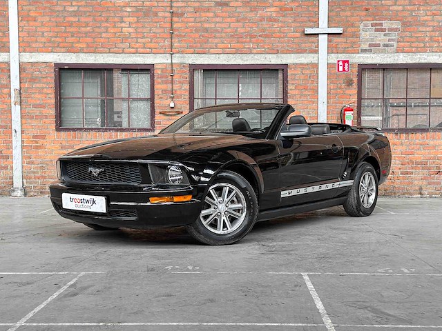 Ford mustang cabriolet 4.0 v6 214pk 2005 - afbeelding 1 van  36