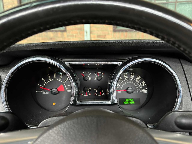 Ford mustang cabriolet 4.0 v6 214pk 2005 - afbeelding 16 van  36