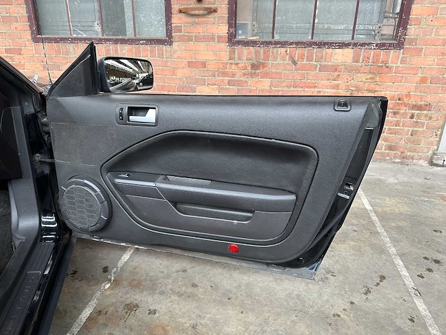 Ford mustang cabriolet 4.0 v6 214pk 2005 - afbeelding 22 van  36