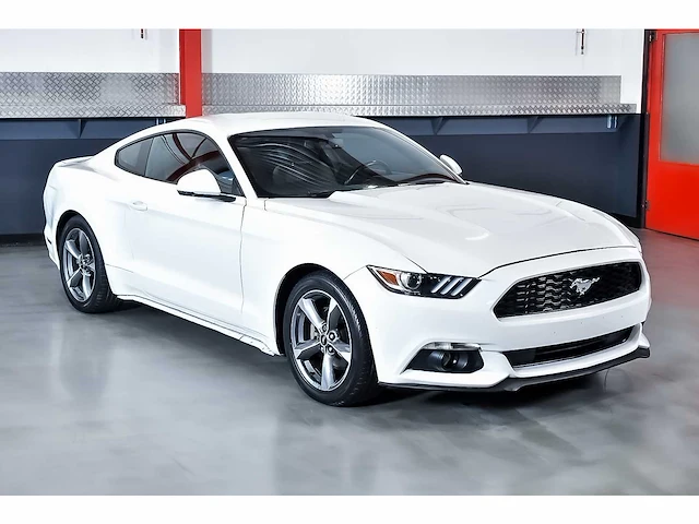 Ford mustang coupe 3,7l v6 - 2017 - afbeelding 3 van  84
