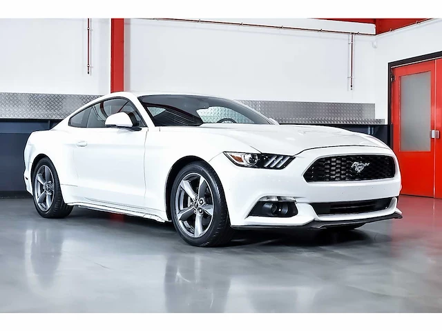 Ford mustang coupe 3,7l v6 - 2017 - afbeelding 1 van  84