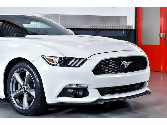 Ford mustang coupe 3,7l v6 - 2017 - afbeelding 15 van  84