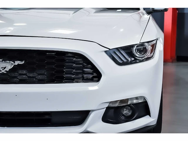 Ford mustang coupe 3,7l v6 - 2017 - afbeelding 16 van  84