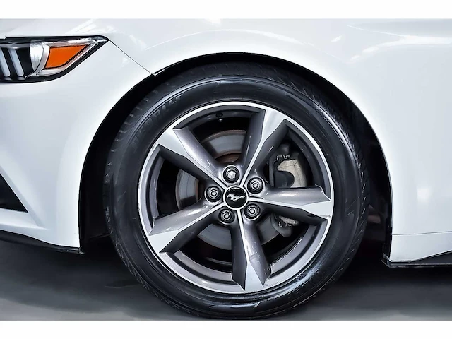 Ford mustang coupe 3,7l v6 - 2017 - afbeelding 36 van  84