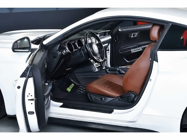 Ford mustang coupe 3,7l v6 - 2017 - afbeelding 51 van  84
