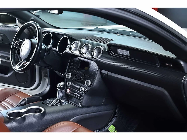 Ford mustang coupe 3,7l v6 - 2017 - afbeelding 66 van  84