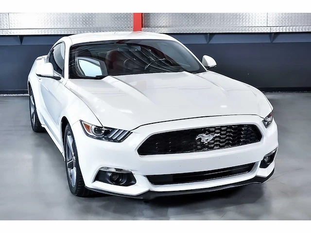 Ford mustang coupe 3,7l v6 - 2017 - afbeelding 56 van  84