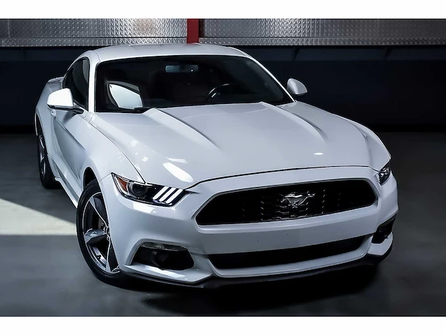 Ford mustang coupe 3,7l v6 - 2017 - afbeelding 67 van  84