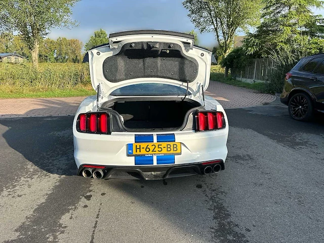 Ford mustang coupe v8 | h-625-bb - afbeelding 17 van  28