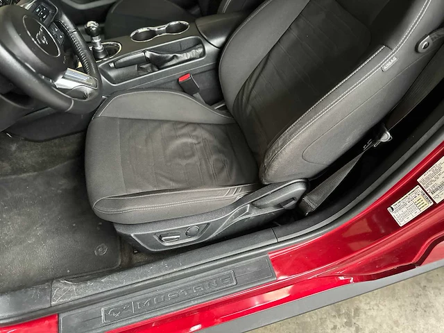 Ford mustang gt 5.0 v8 440pk 2017 -handgeschakeld- - afbeelding 40 van  57