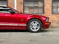 Ford mustang gt cabriolet 4.6 v8 305pk 2006 youngtimer - afbeelding 9 van  47