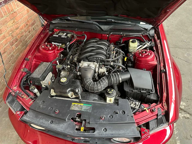 Ford mustang gt cabriolet 4.6 v8 305pk 2006 youngtimer - afbeelding 27 van  47