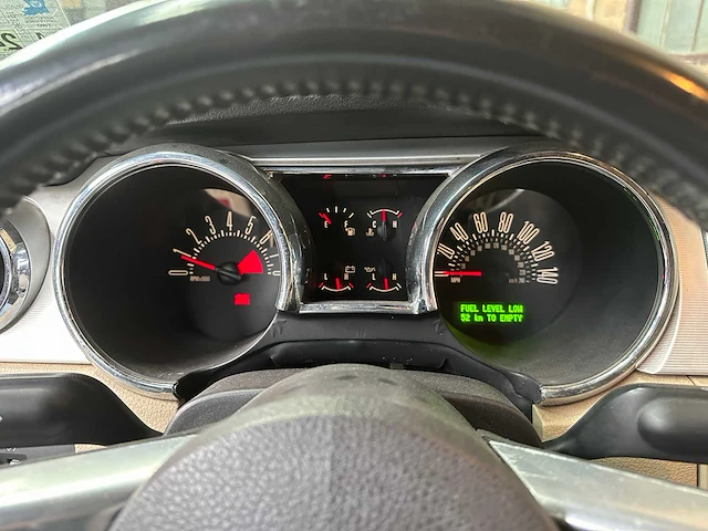 Ford mustang gt cabriolet 4.6 v8 305pk 2006 youngtimer - afbeelding 32 van  47