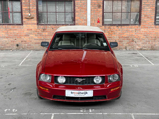 Ford mustang gt cabriolet 4.6 v8 305pk 2006 youngtimer - afbeelding 47 van  47